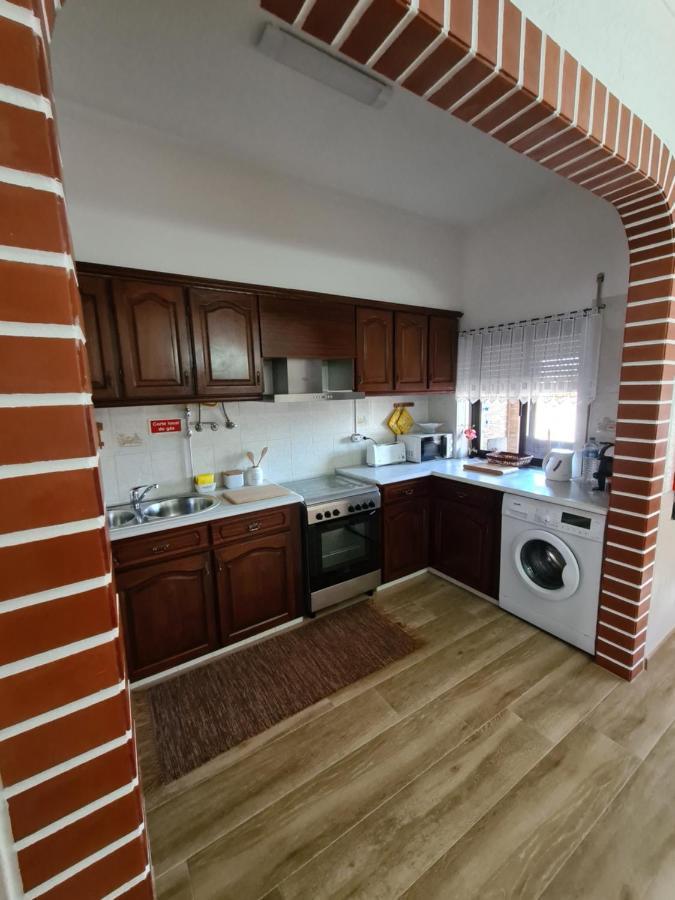 Gomes & Fortunato House Casais Brancos المظهر الخارجي الصورة