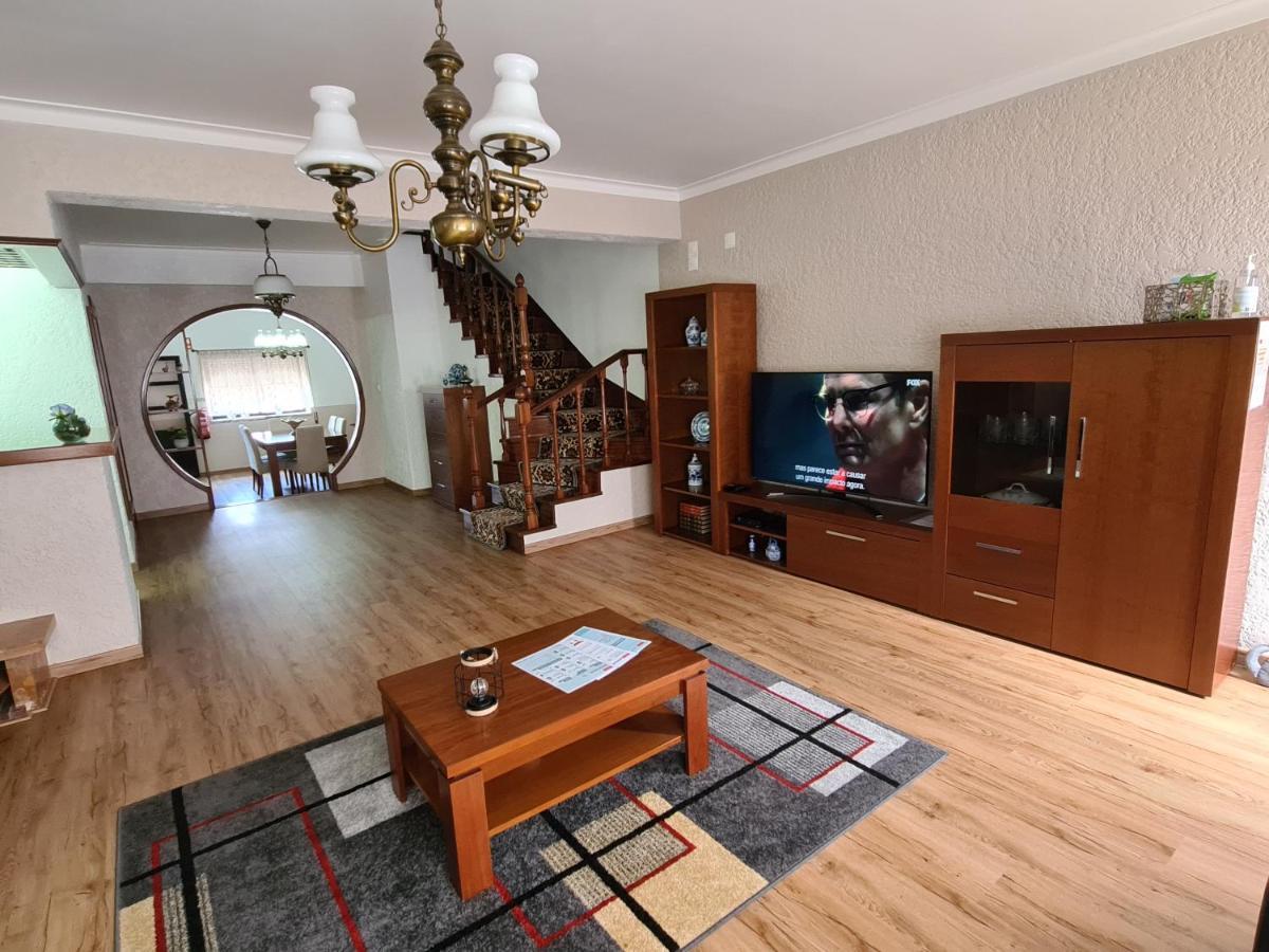 Gomes & Fortunato House Casais Brancos المظهر الخارجي الصورة